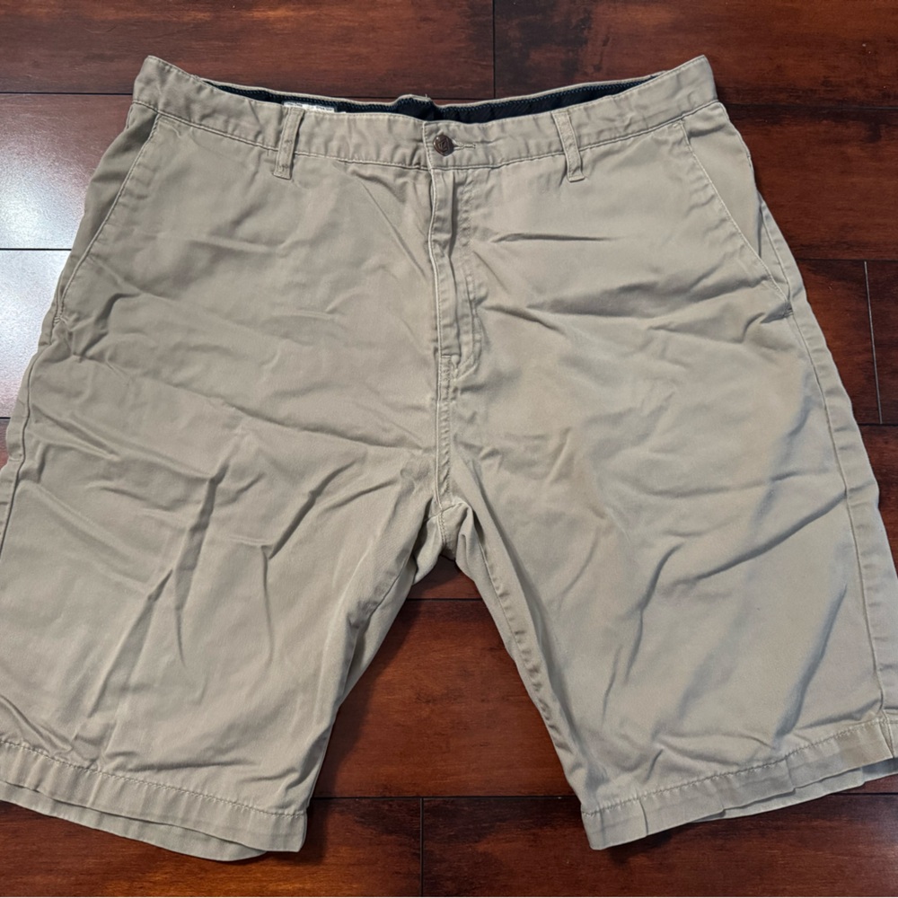 Volcom Men's Khaki Flat Front Shorts
